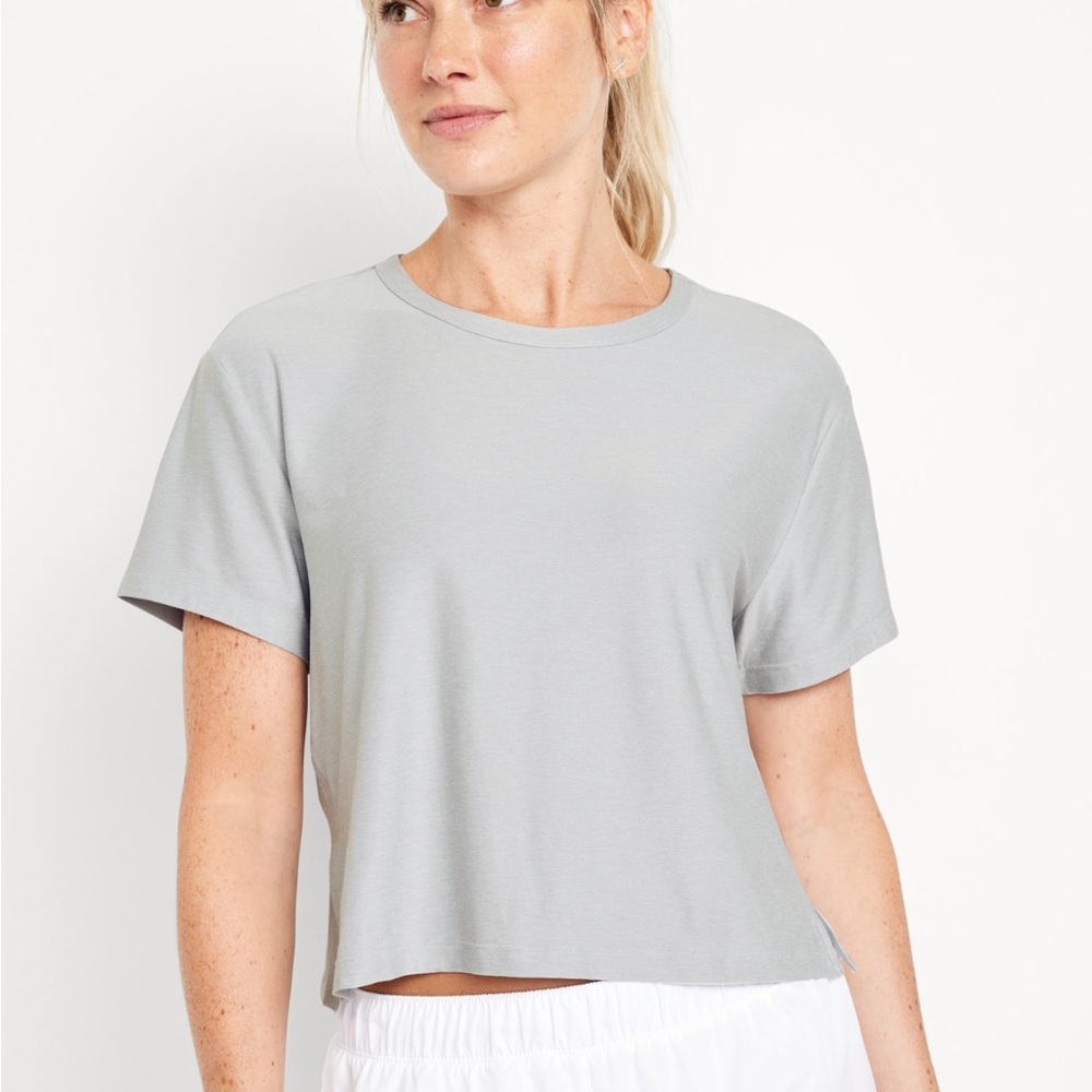 Old Navy CloudMotion T-Shirt